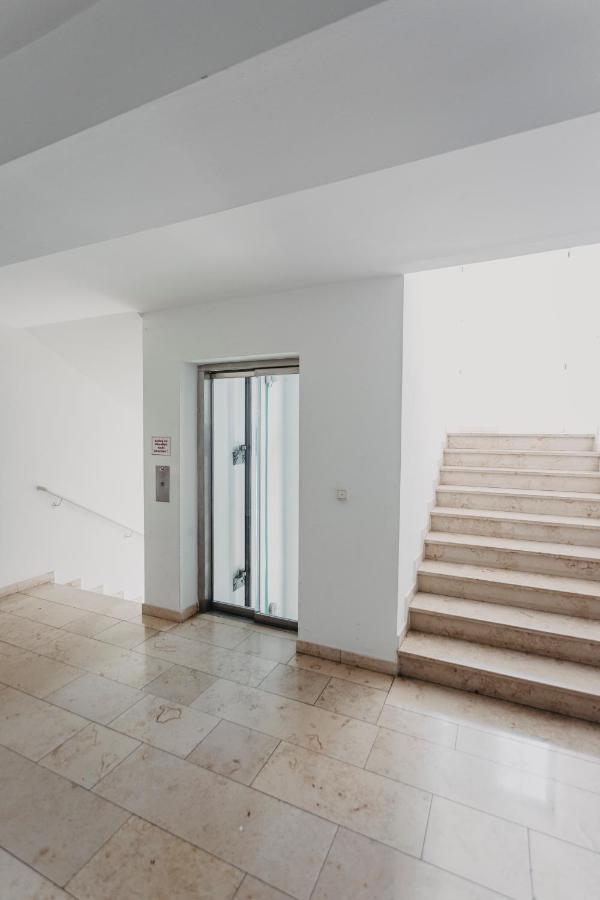 Traber Apartments Im Herzen Leipzigs Balkon Parkplatz Dış mekan fotoğraf