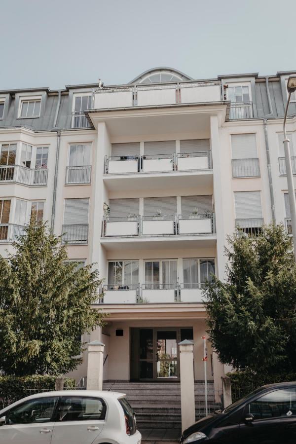 Traber Apartments Im Herzen Leipzigs Balkon Parkplatz Dış mekan fotoğraf